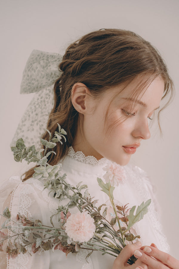 NEW ! Women’s Organza Hair Bows White Leaf Pattern Clips