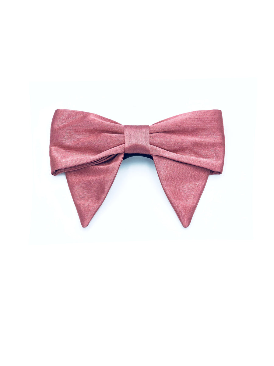 Pink bow clip