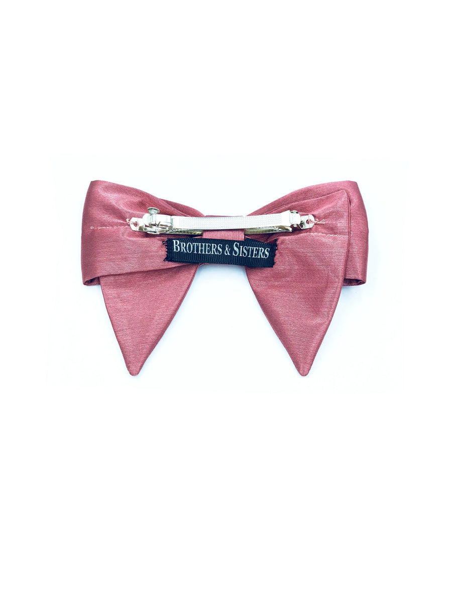 Pink bow clip