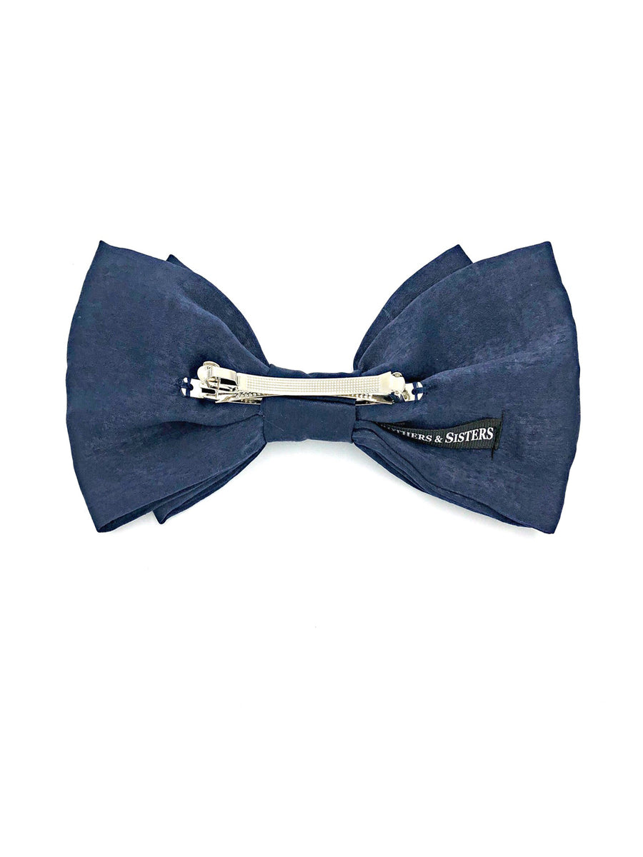 Navy double bow