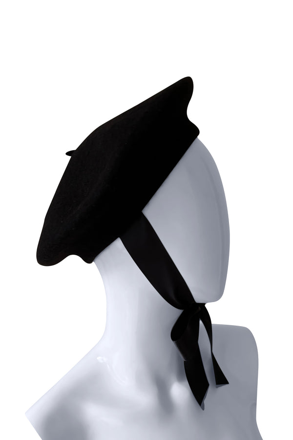 Women black wool Beret – Retro Coquette Charm Meets Parisian Style
