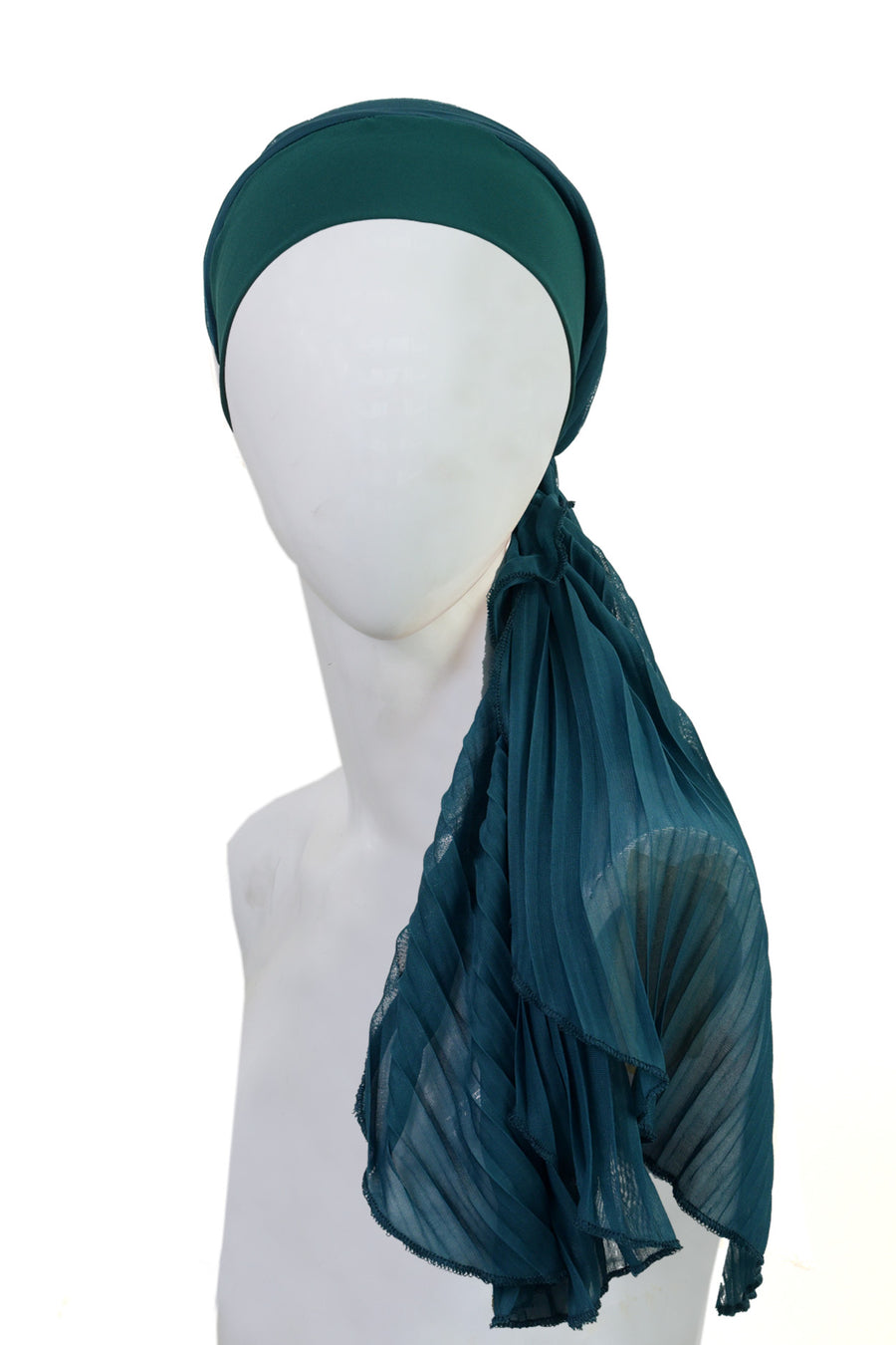 Green pleated headrwp